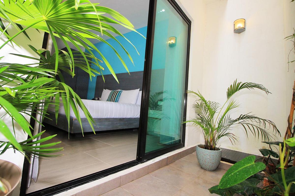 We Express Hotel Playa Del Carmen (Adults Only) Exterior foto